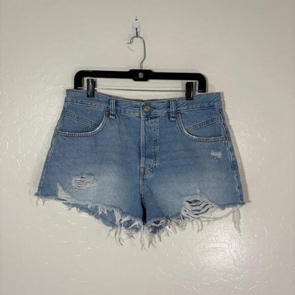 We The Free Shorts Womens 30 Blue Distressed Denim High Rise Raw Hem Frayed - Picture 1 of 8